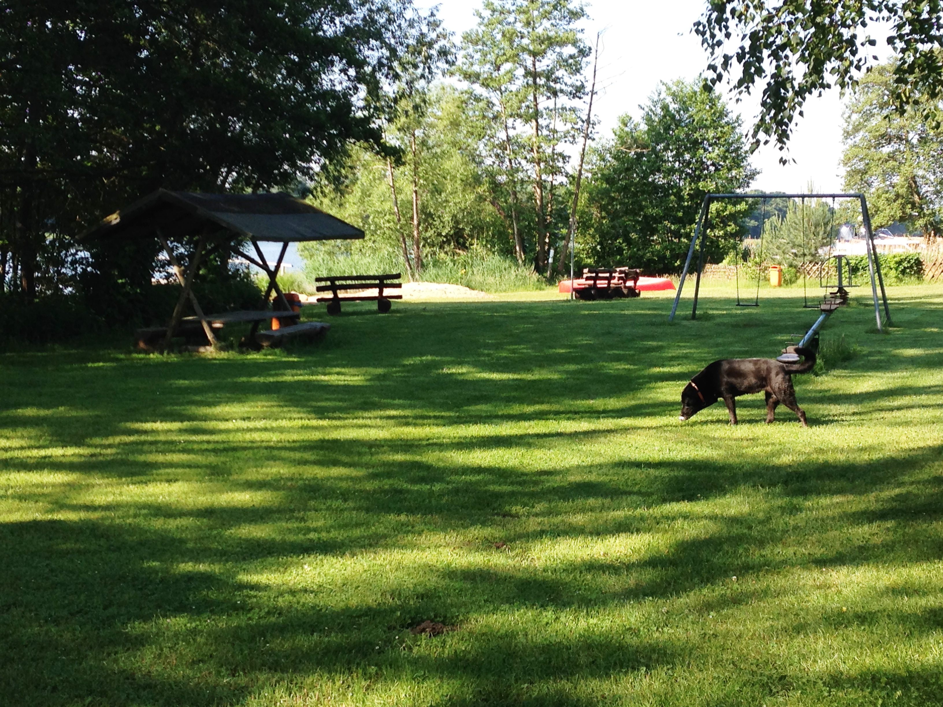 Fleeth Ferienwohnung Wiese Spielplatz